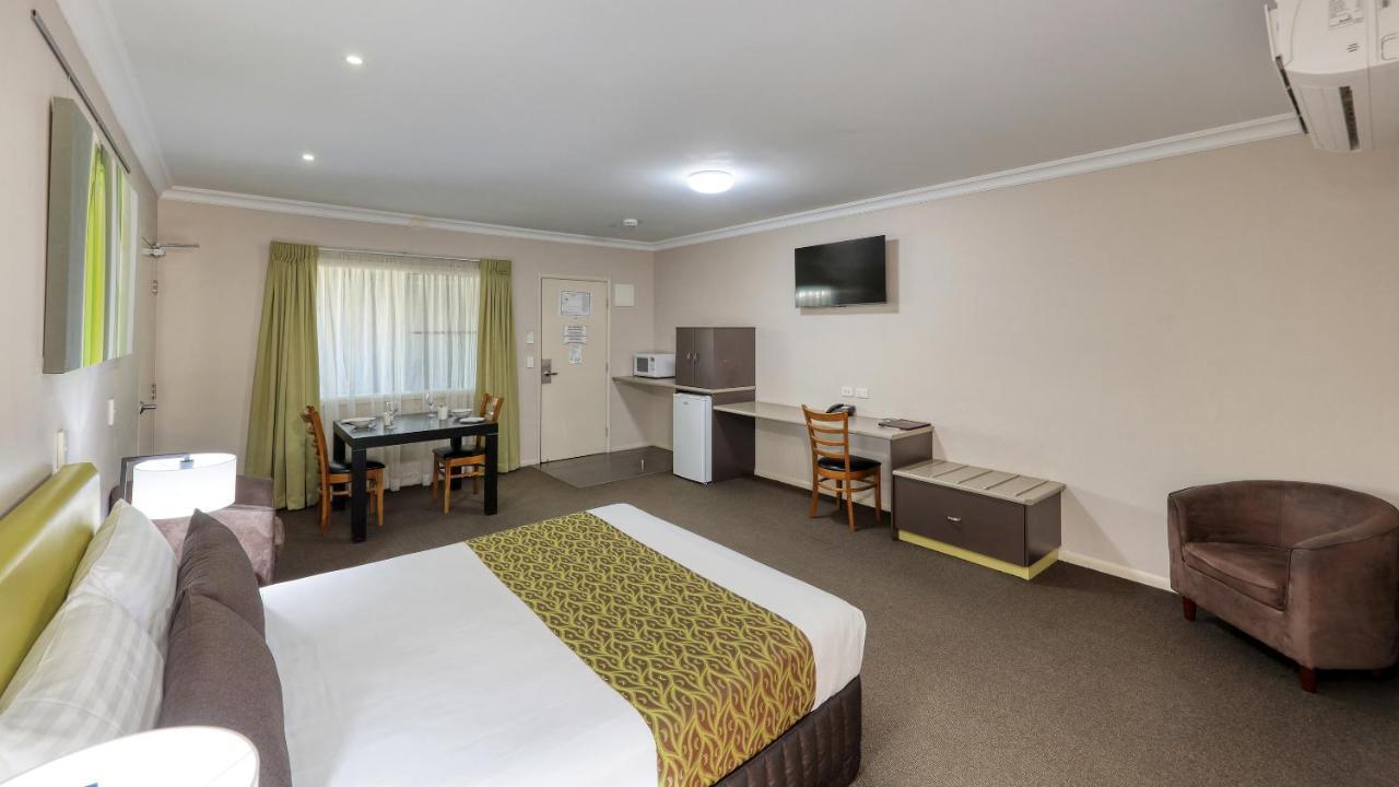 Drovers Motor Inn Dalby Ngoại thất bức ảnh