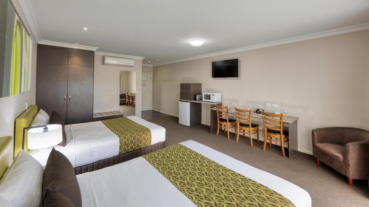 Drovers Motor Inn Dalby Ngoại thất bức ảnh